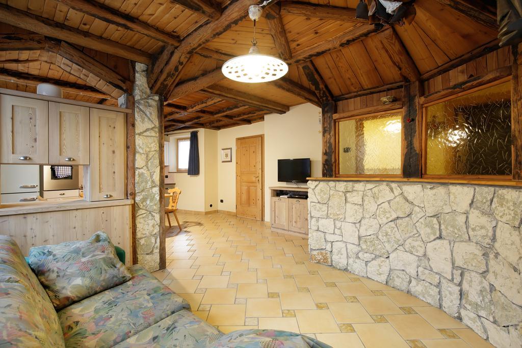 Appartamenti Dolomiti Moena Chambre photo
